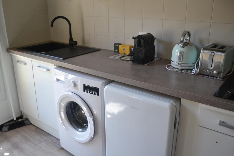 Appartement Proche Quai Rouget Apartment in L'Isle-sur-la-Sorgue