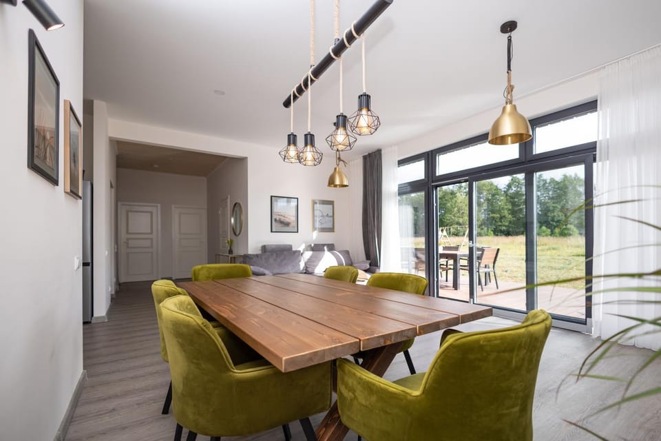 Dining area, Garden view