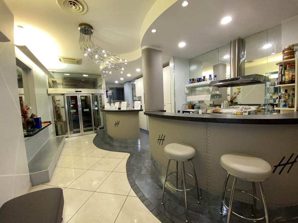 Lounge or bar