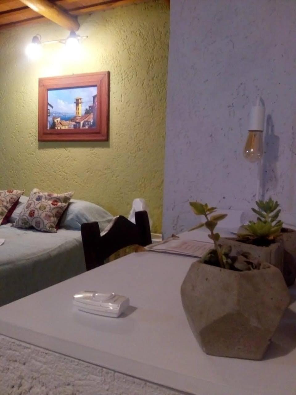 Living room, Photo of the whole room