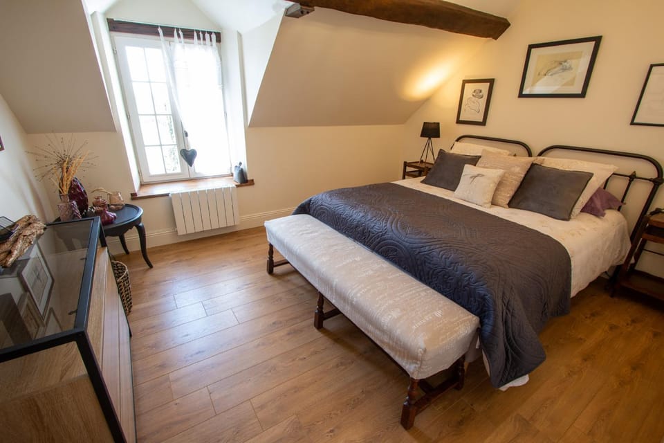 Restaurant/places to eat, Bed, Photo of the whole room, Bedroom