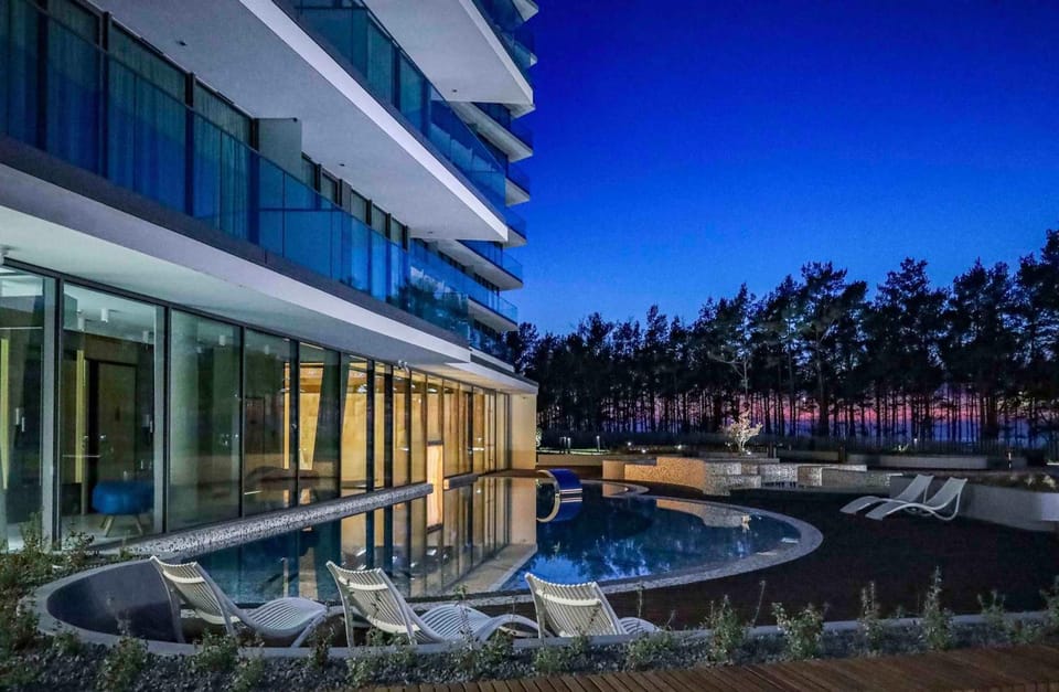 Property building, Pool view, Pool view, Swimming pool, Swimming pool