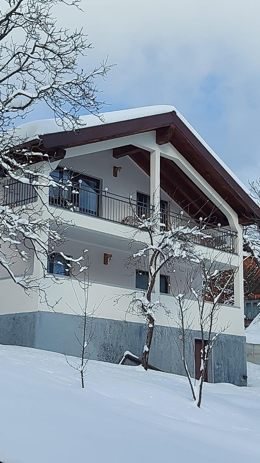 Casa Chirica House in Romania
