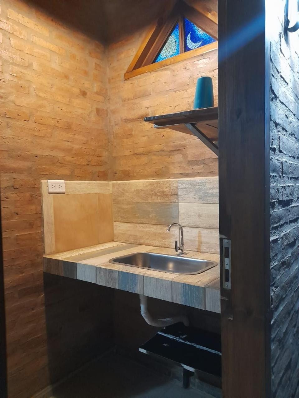 EL ZORZAL Dormis con Galeria House in Cordoba Province