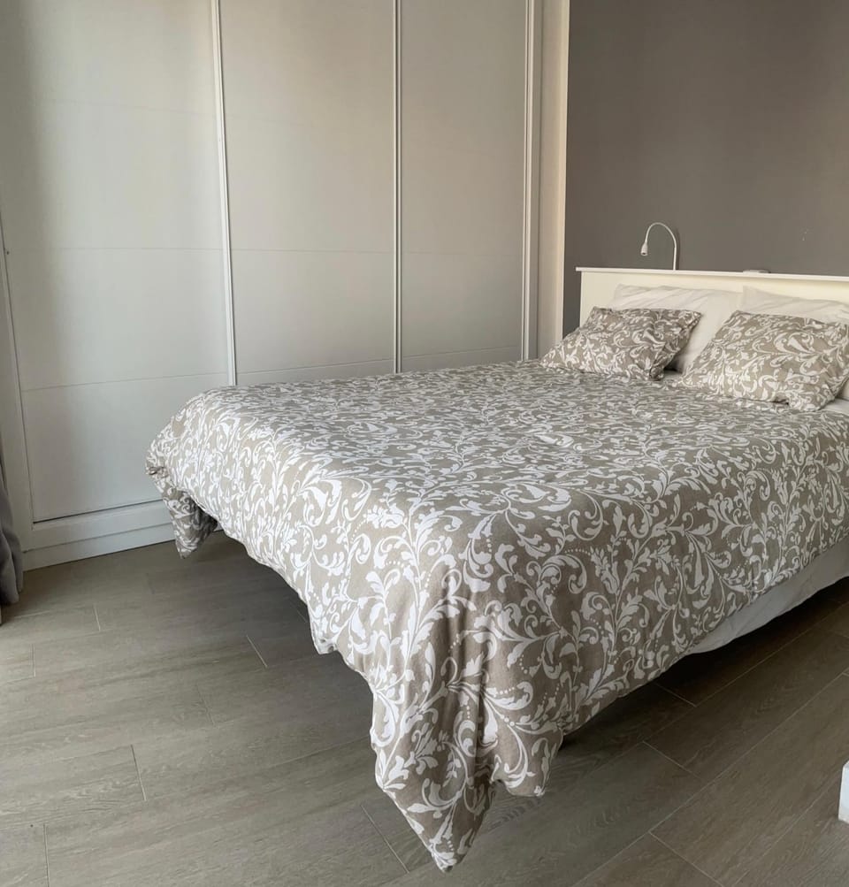 Cosy Seaview Apartment Las Canteras Apartment in Las Palmas de Gran Canaria