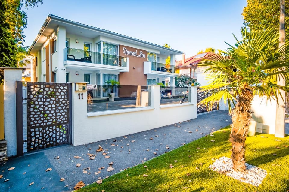 Property building, Garden