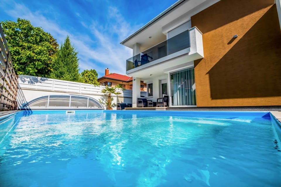 Day, Pool view, Swimming pool, Swimming pool