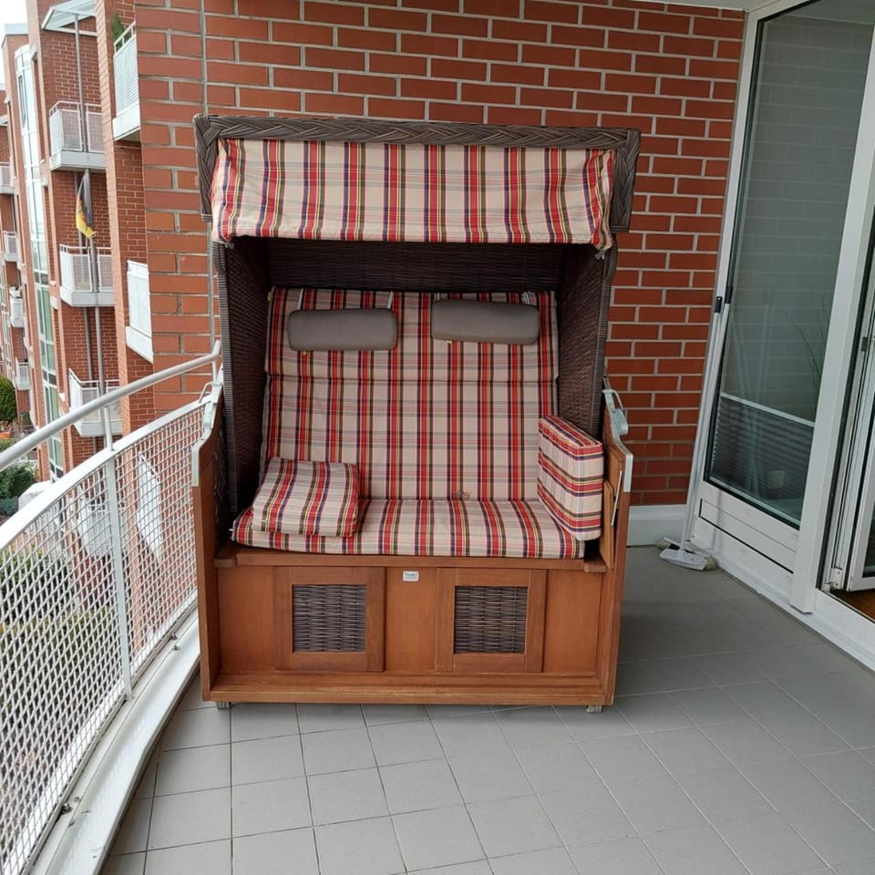 Studio mit Meerblick und großer Loggia - Direktzugang zur Nordsee Apartment in Wilhelmshaven