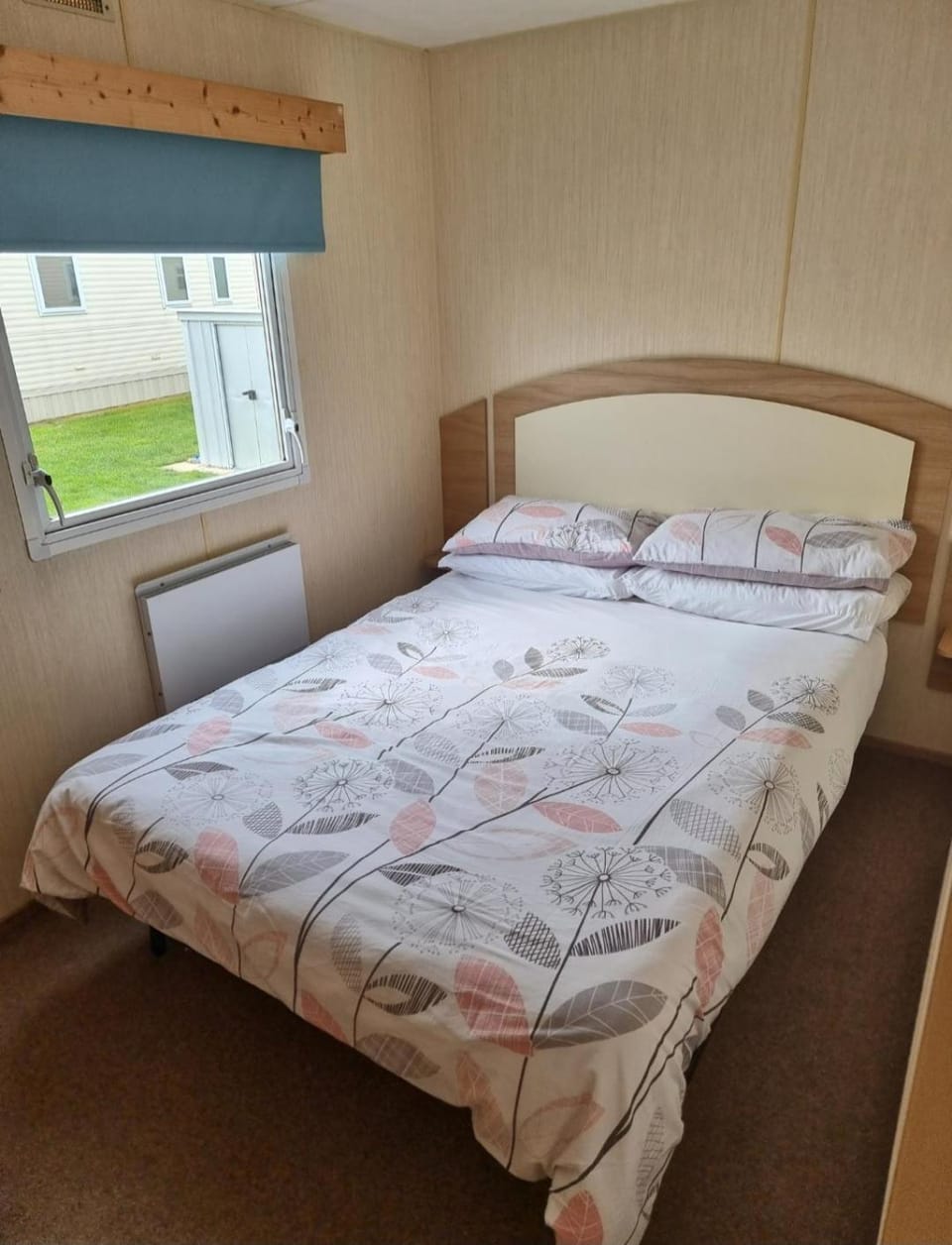 Meadow Lakes 39 House in Chapel Saint Leonards