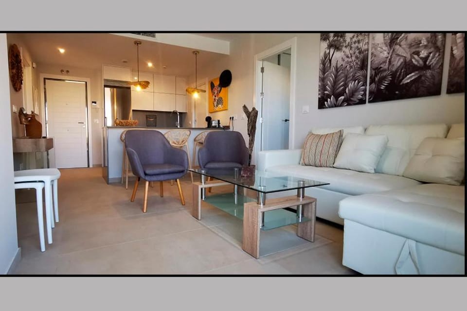 TV and multimedia, Living room, Dining area