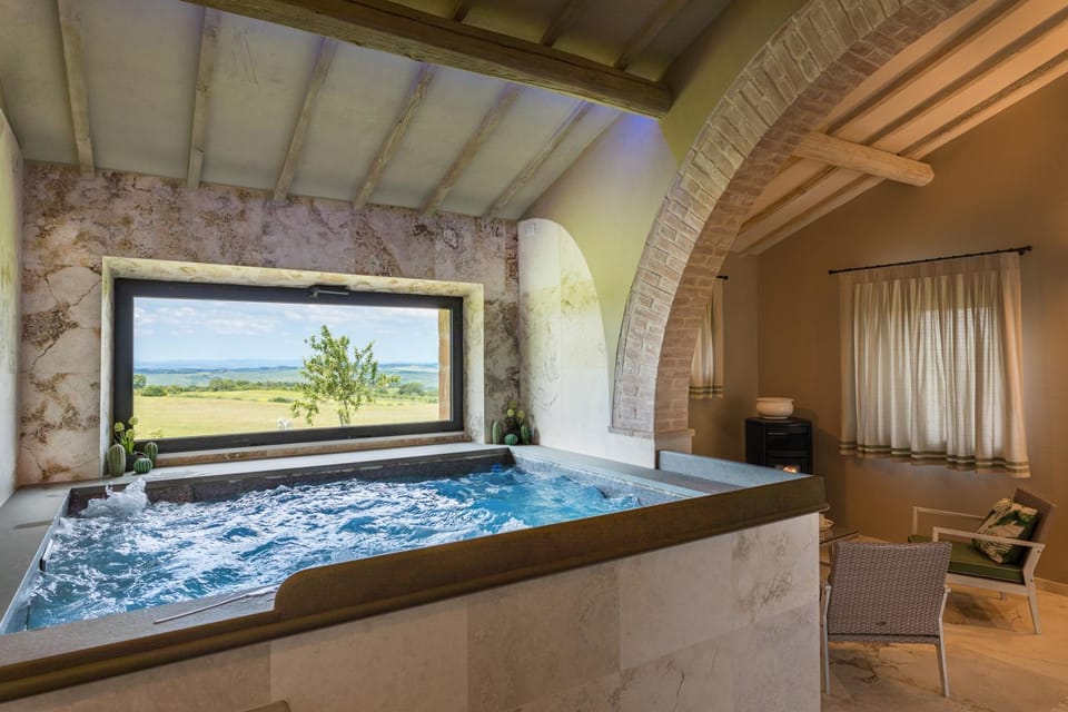 Villa I Cipressini piscina riscaldata spa Toscana Villa in Tuscany