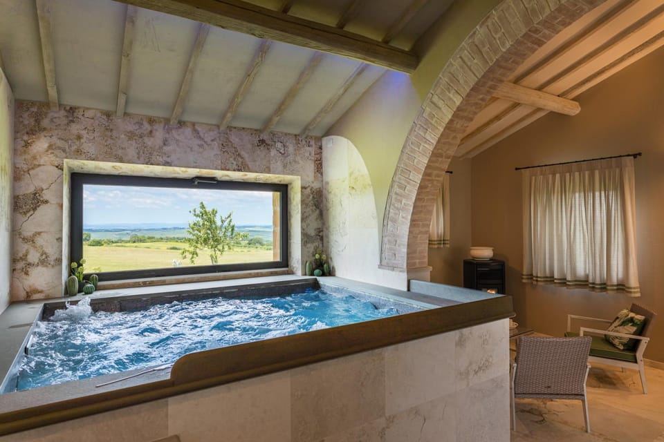 Villa I Cipressini piscina riscaldata spa Toscana Villa in Tuscany