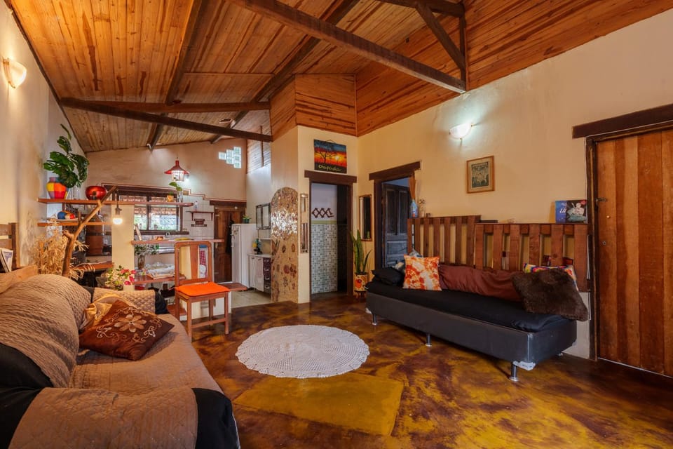 Living room, Photo of the whole room