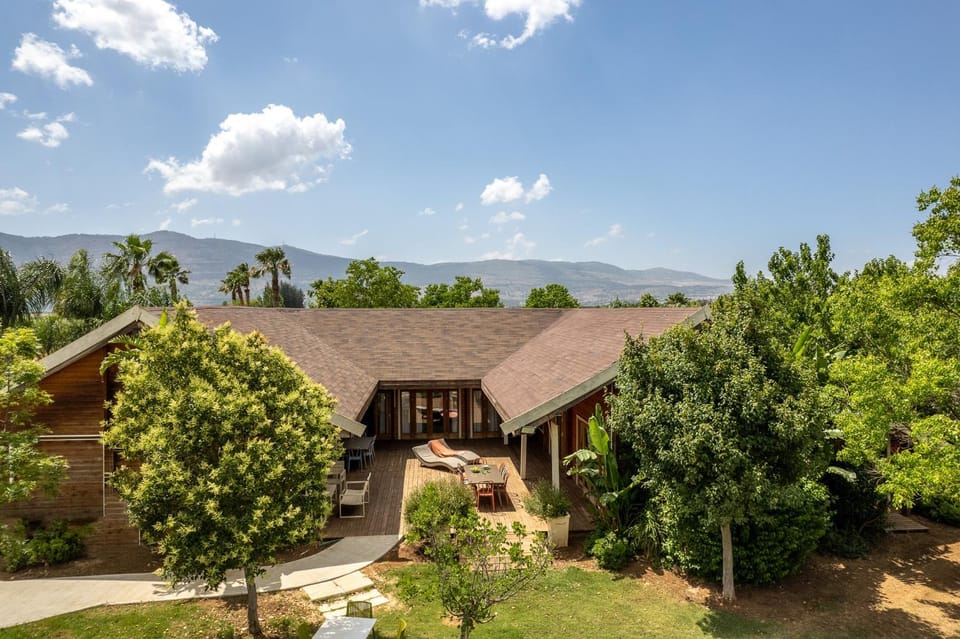 Property building, Natural landscape, Mountain view