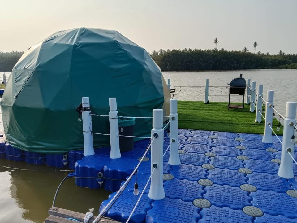 GLAMPING PCB Kota Bharu Kelantan Bed and Breakfast in Malaysia