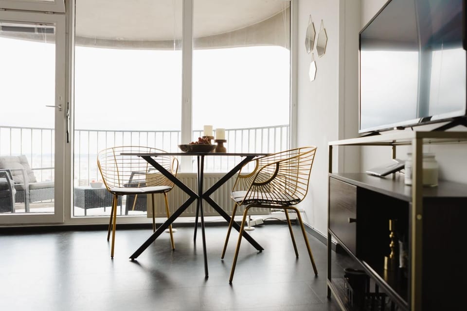 Living room, Bedroom