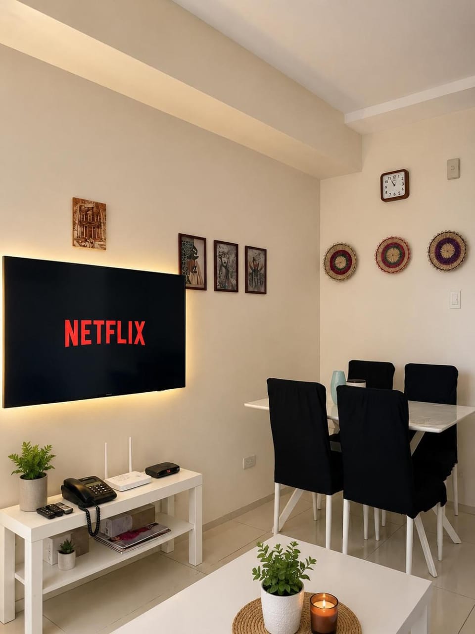 TV and multimedia, Living room, Dining area
