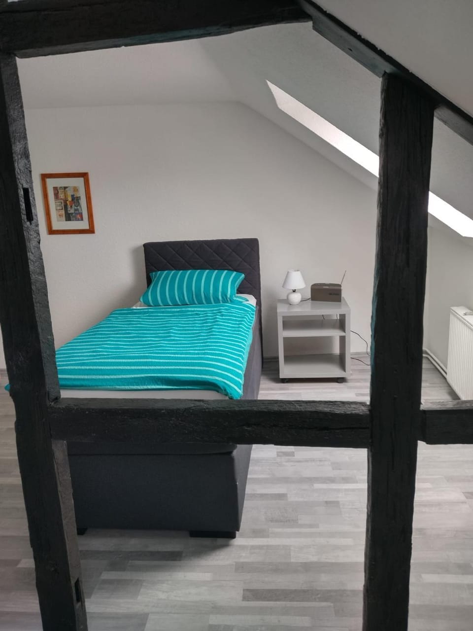 Bed, Living room