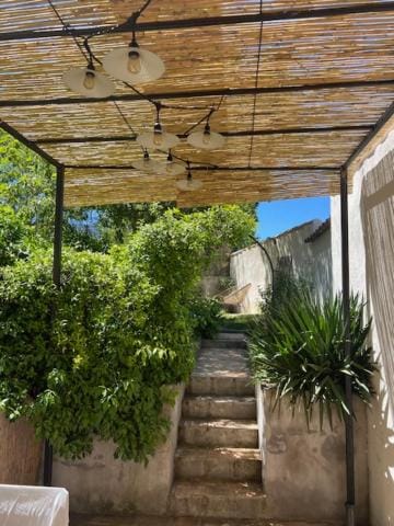 Appartement Mas de Silvacane Apartment in La Roque-d'Anthéron