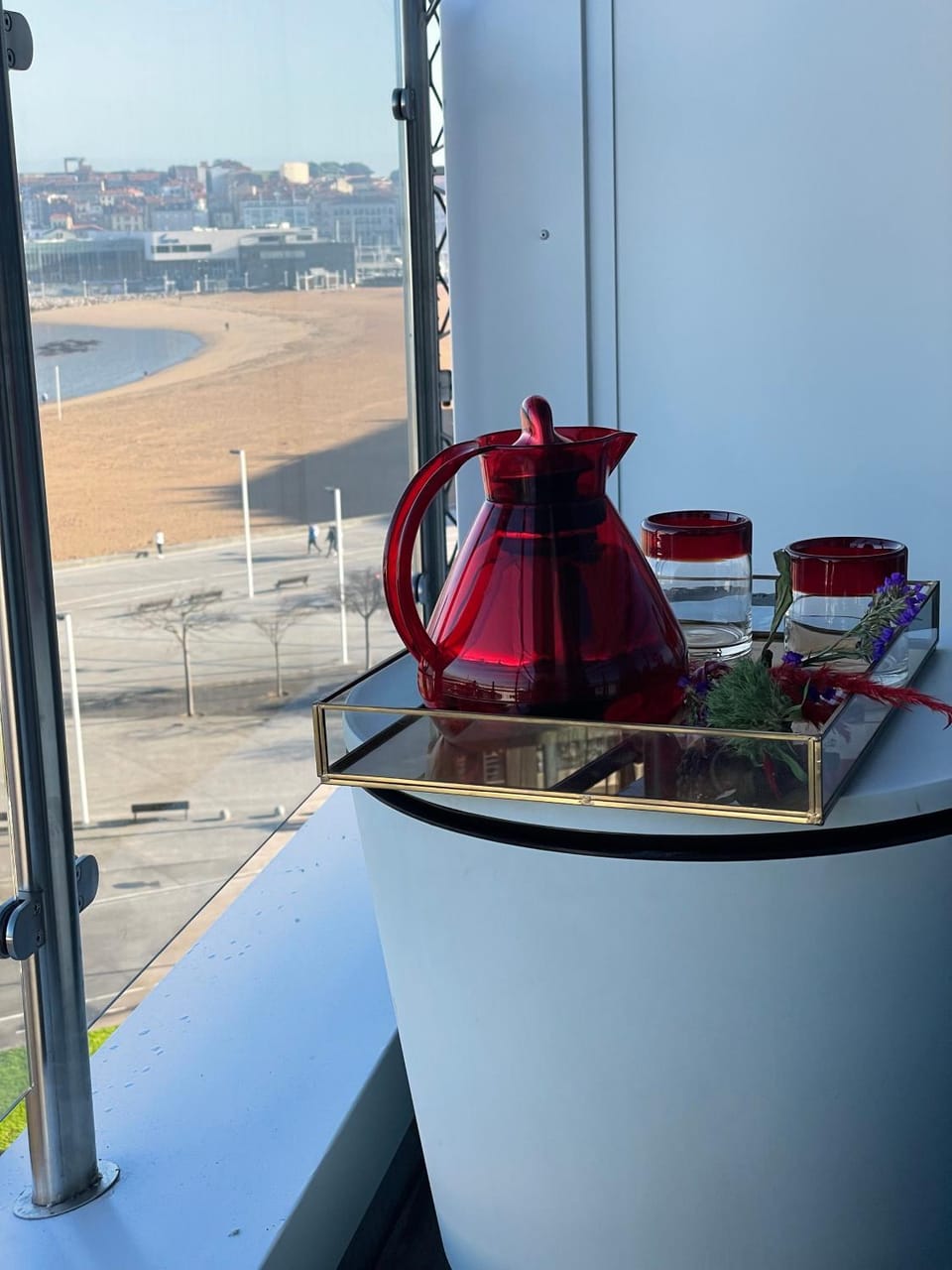 Property building, Breakfast