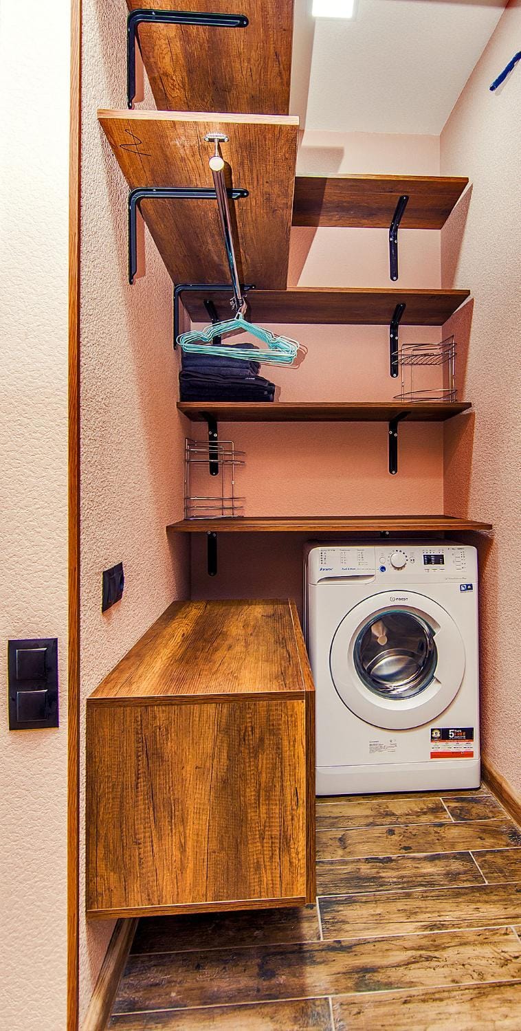 wardrobe, washing machine