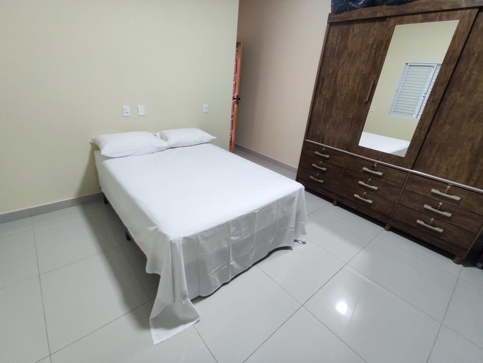 Bed, Bathroom, Photo of the whole room, Bedroom