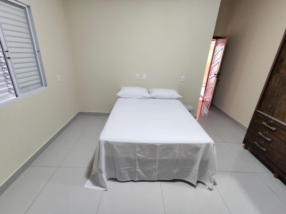 Bed, Bathroom, Photo of the whole room, Bedroom