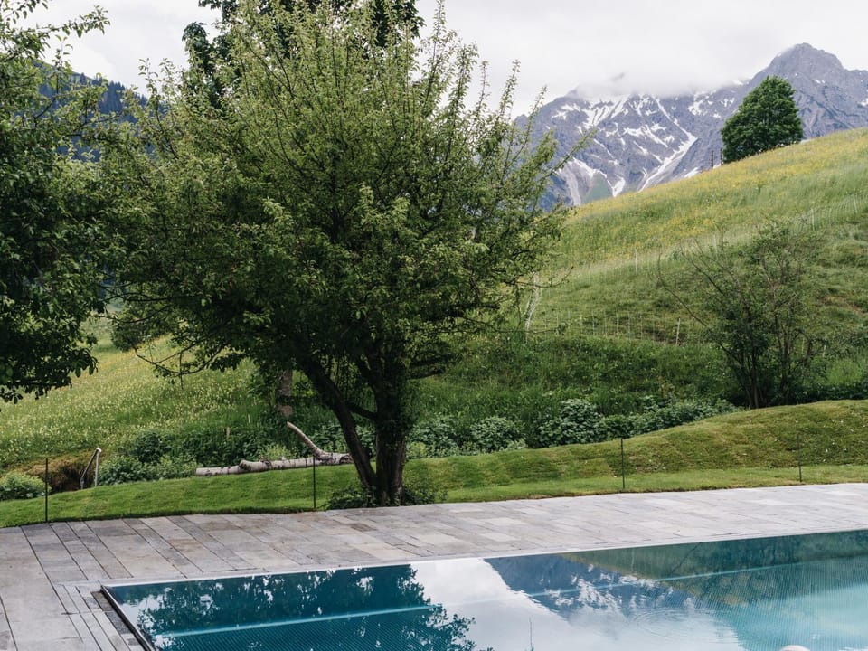 Mountain view, Pool view, Swimming pool