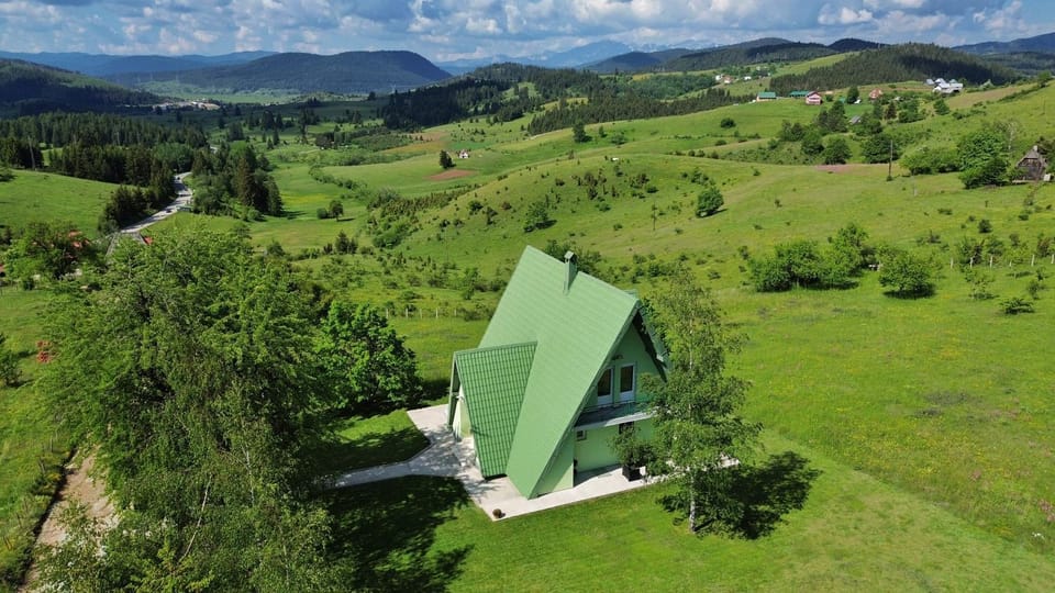 Vila Zeleno borje Villa in Zlatibor District, Serbia