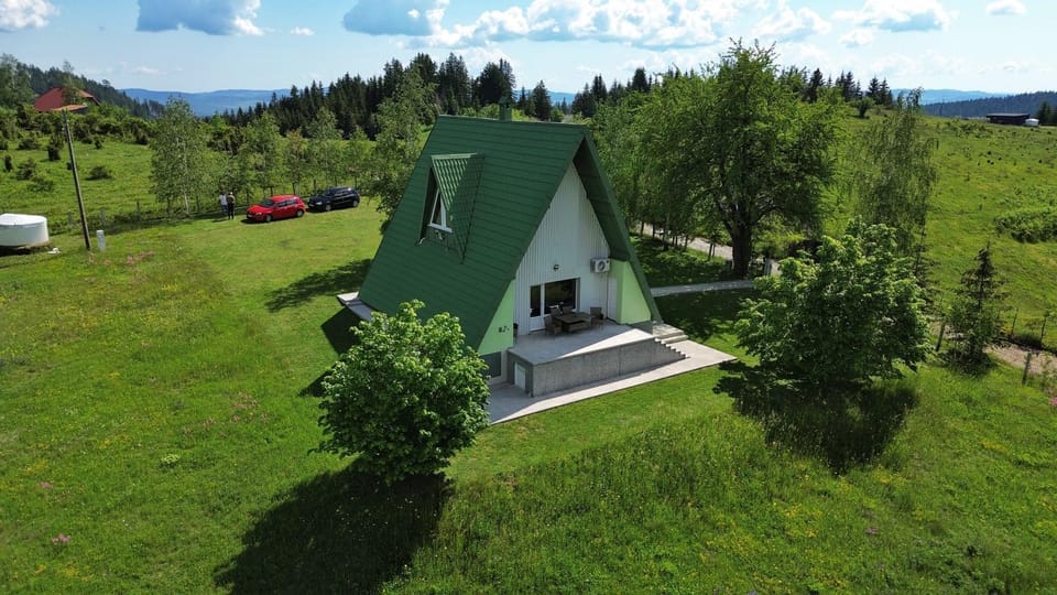 Vila Zeleno borje Villa in Zlatibor District, Serbia