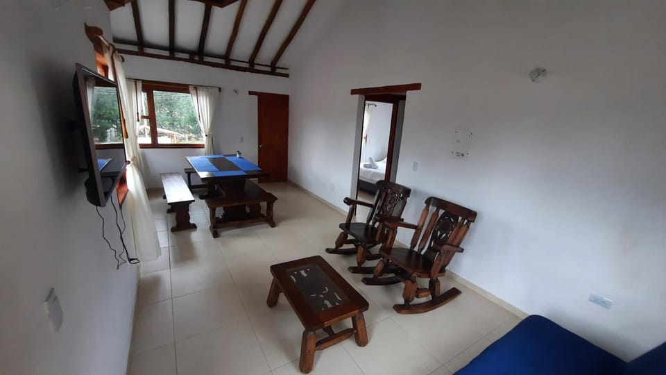 Communal lounge/ TV room, TV and multimedia, Living room