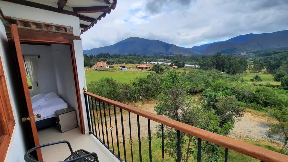View (from property/room), Balcony/Terrace, Mountain view