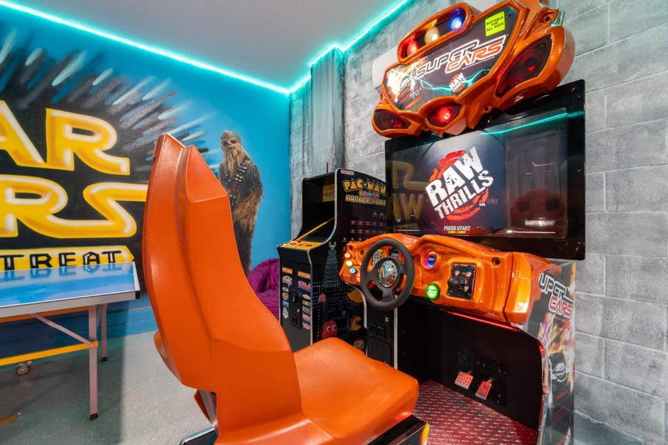 Game Room, Evening entertainment