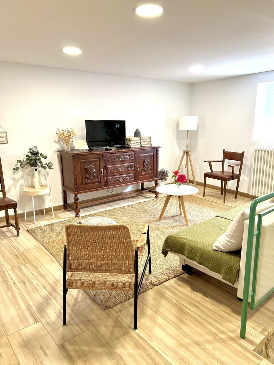Communal lounge/ TV room, Communal lounge/ TV room, TV and multimedia, Living room, Seating area