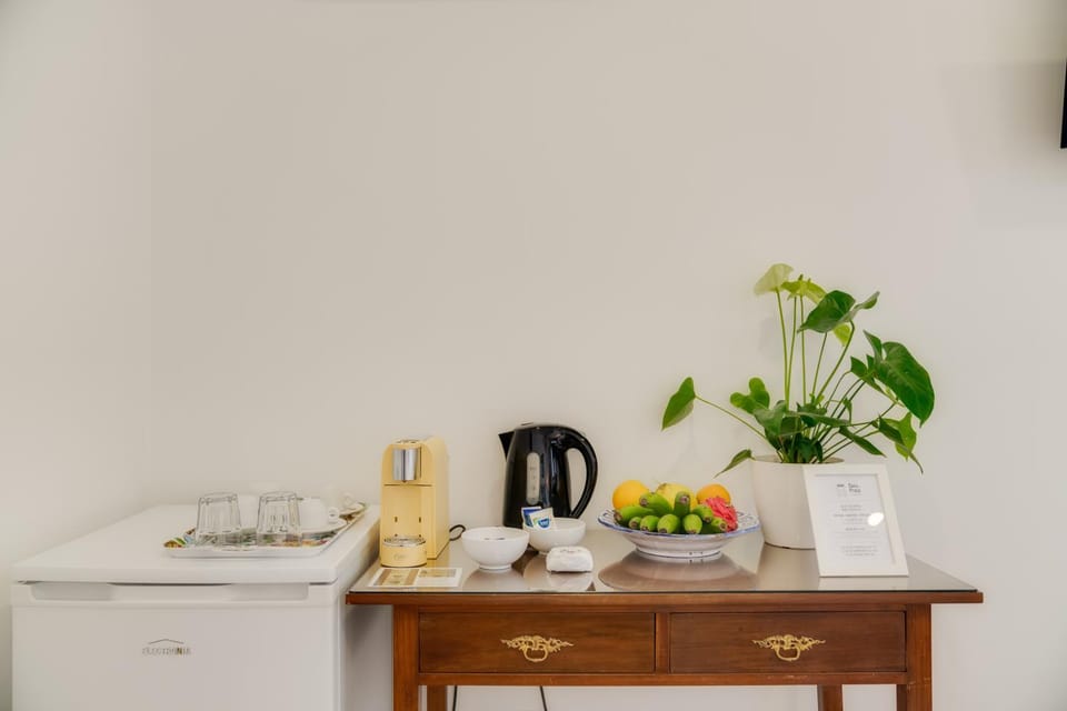 Coffee/tea facilities