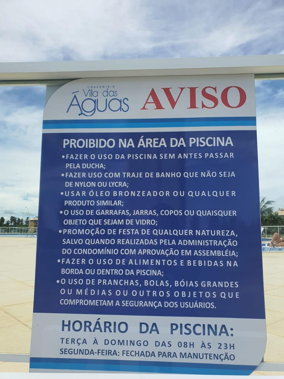 Swimming pool