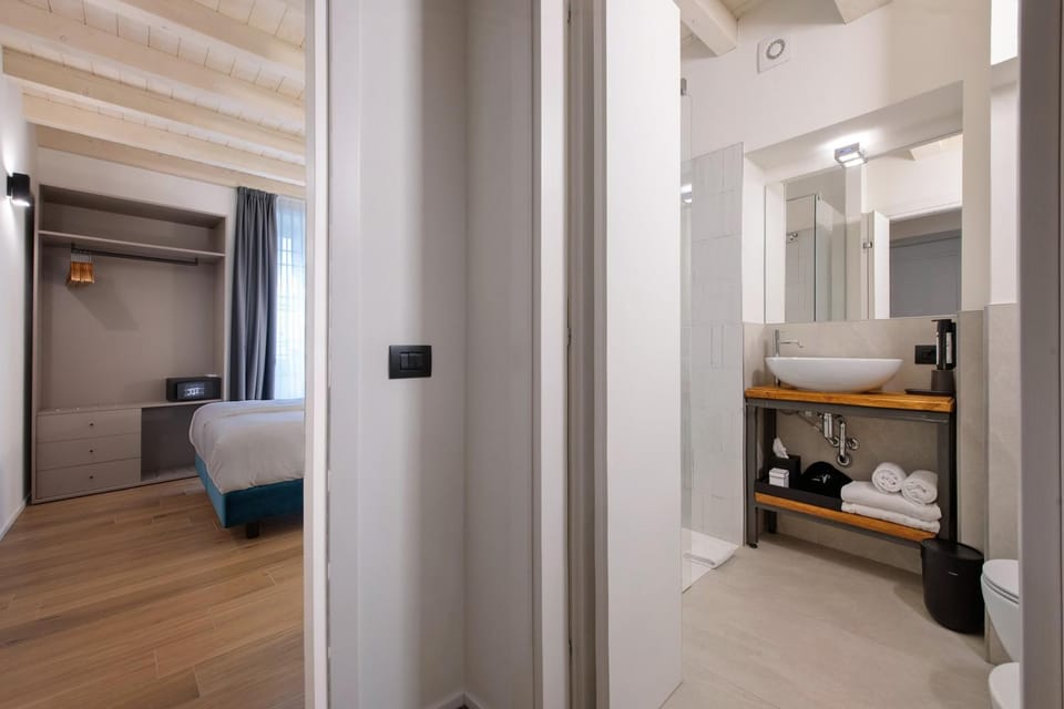 Living room, Bedroom