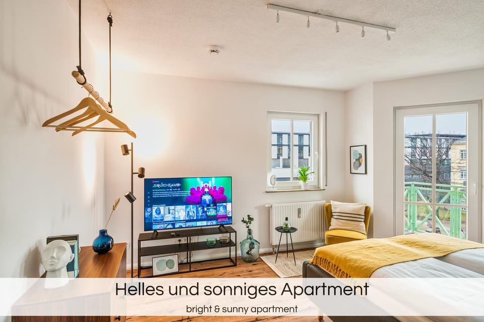 TV and multimedia, View (from property/room), Photo of the whole room