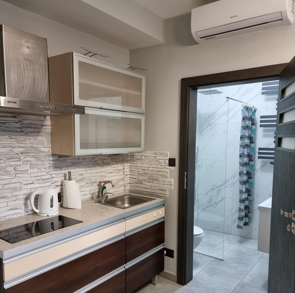Noclegi 24/h Leszczynek Bed and Breakfast in Masovian Voivodeship