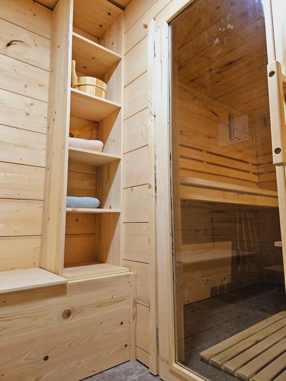 Sauna, Spa and wellness centre/facilities
