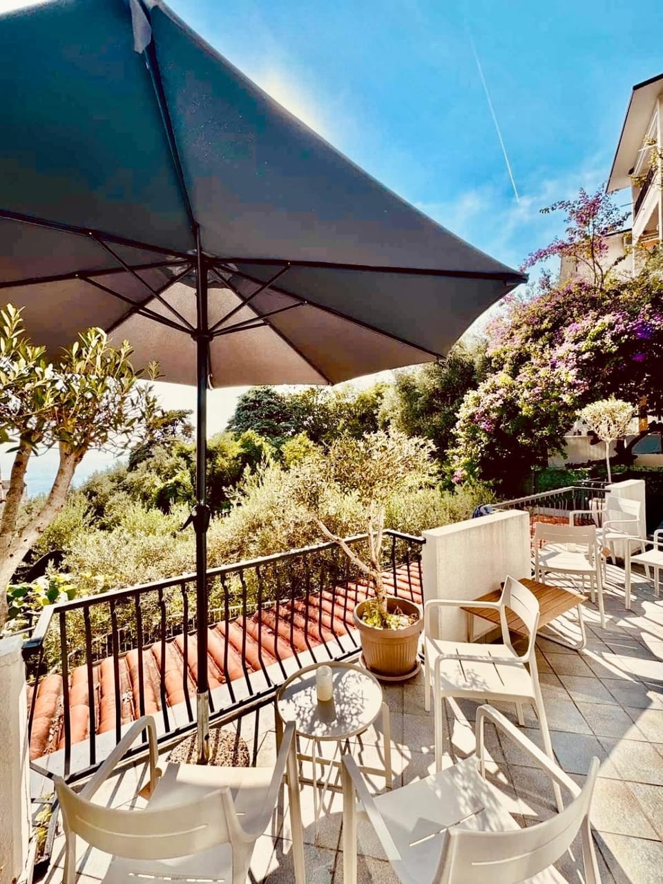 Balcony/Terrace, Garden view