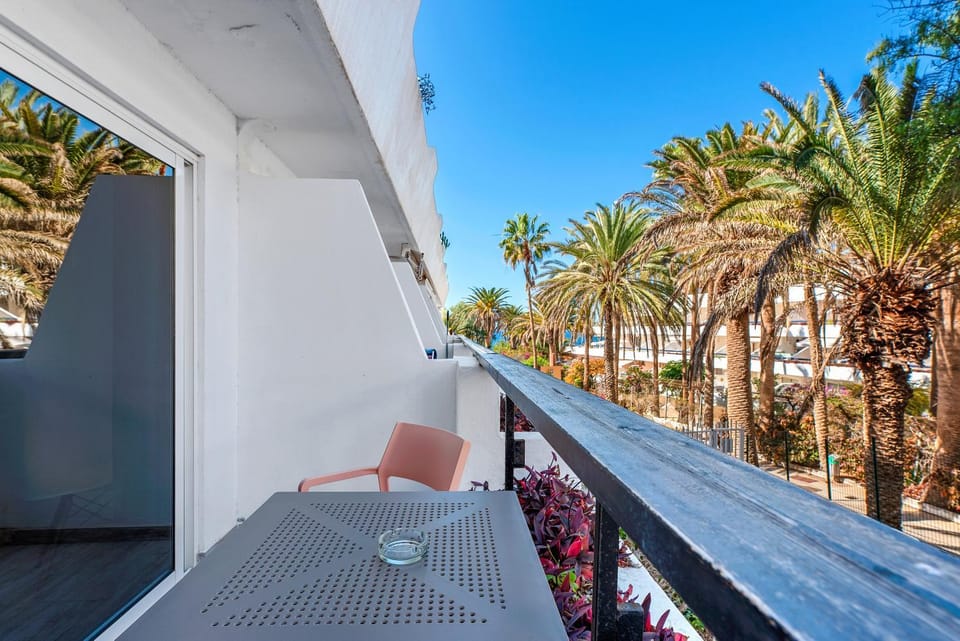 Club Villamar - Estudio Moderno Frente al Mar Apartment in Costa Adeje