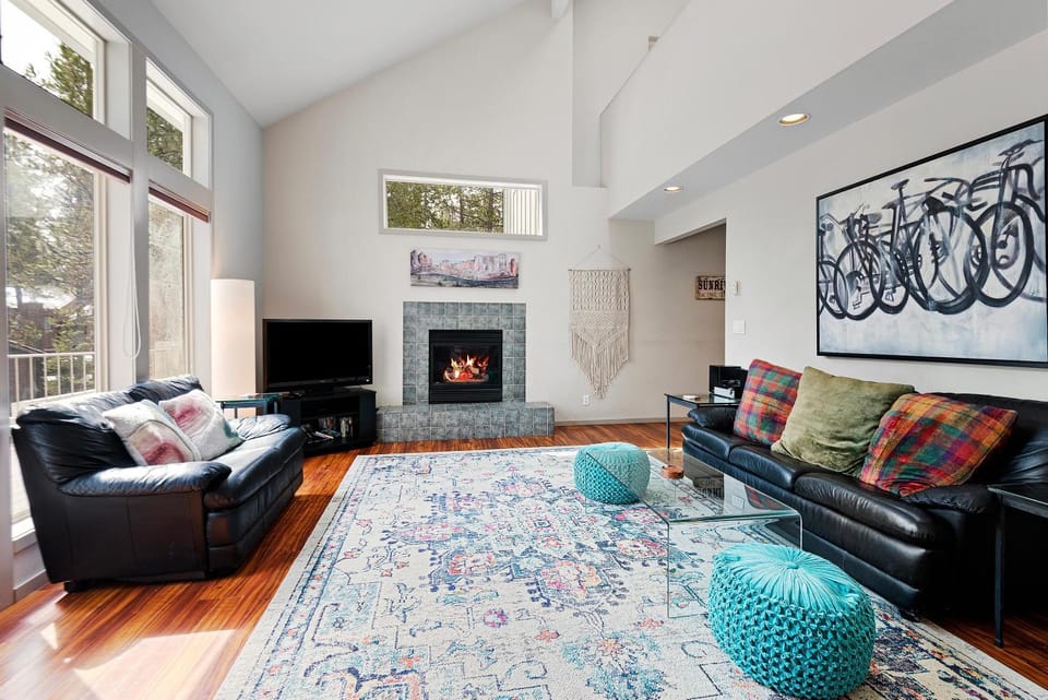 3 Lark Lane - Meredith Lodging House in Sunriver