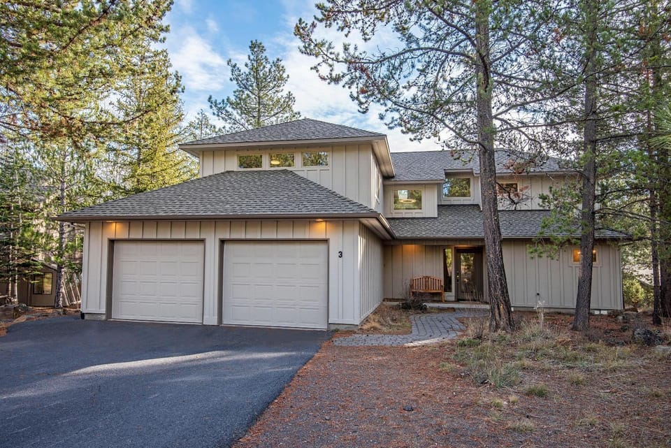 3 Lark Lane - Meredith Lodging House in Sunriver
