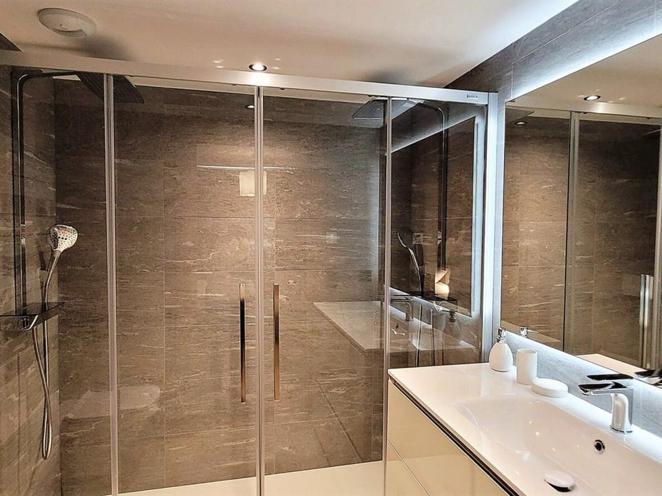 Appartement spacieux 4 étoiles au centre - 8 pers - FR-1-598-99 Apartment in Les Gets