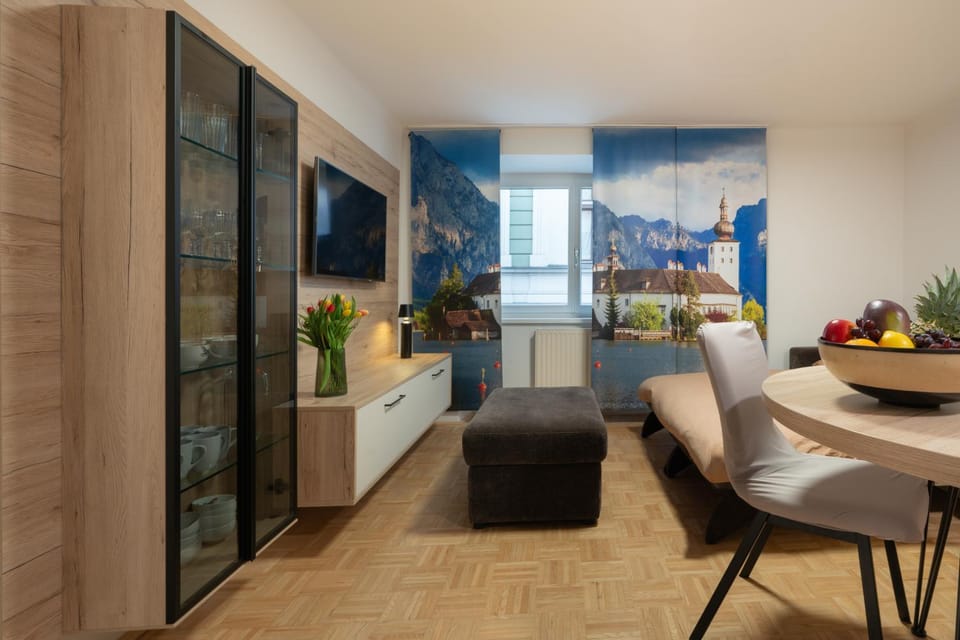 Communal lounge/ TV room, Seating area