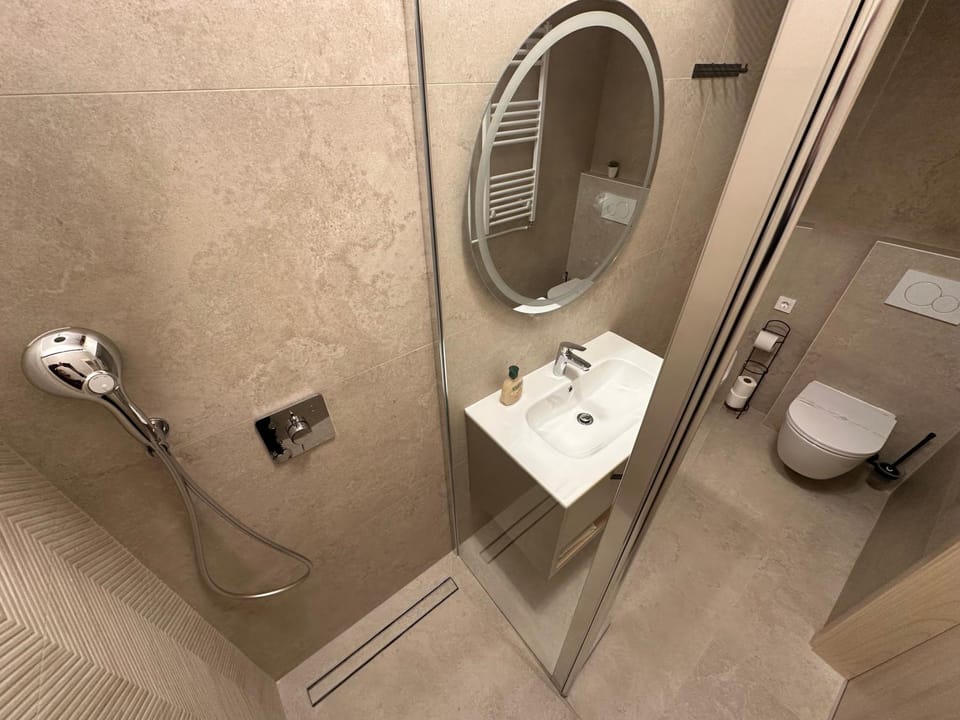 Shower, Bathroom