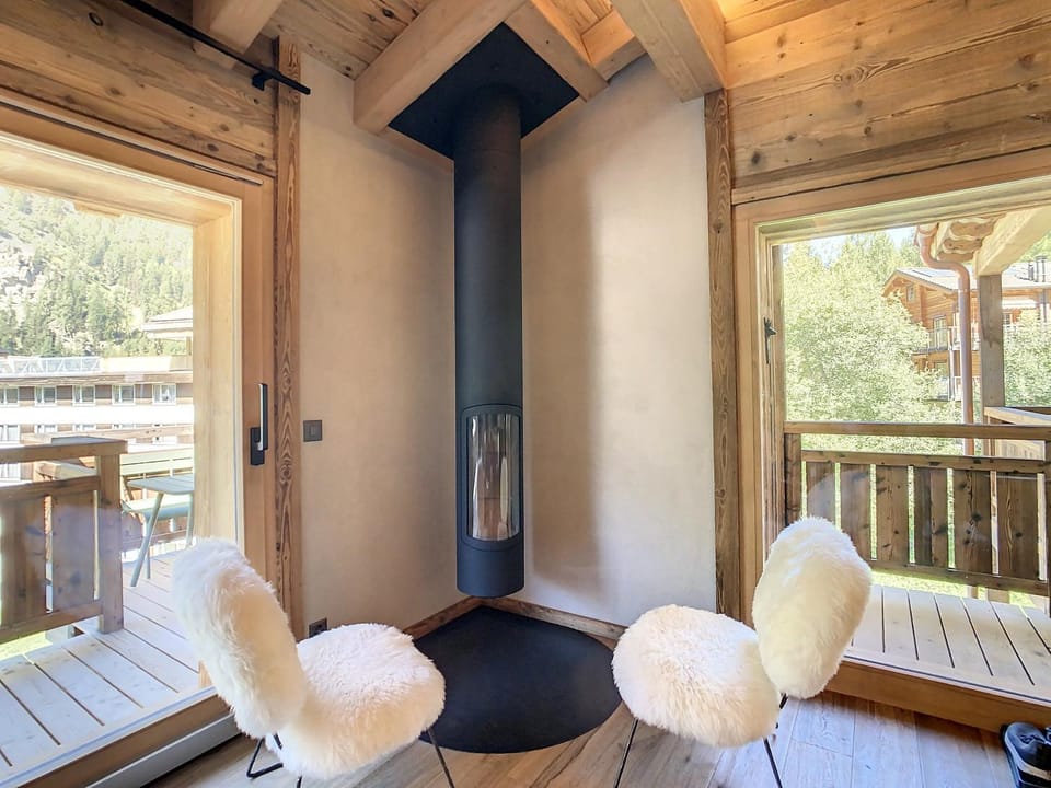 Polaris 1 003 - LUXE & SKI LIFT apartment 6 pers Apartment in Canton of Valais