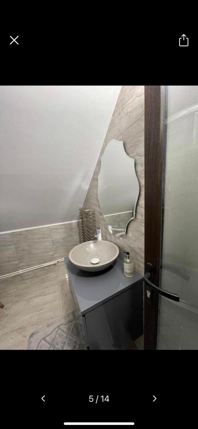 ApartElim Apartment in Romania