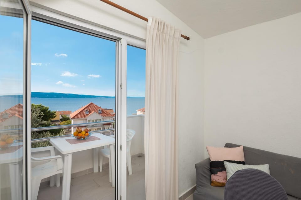 Day, Balcony/Terrace, Seating area, Sea view